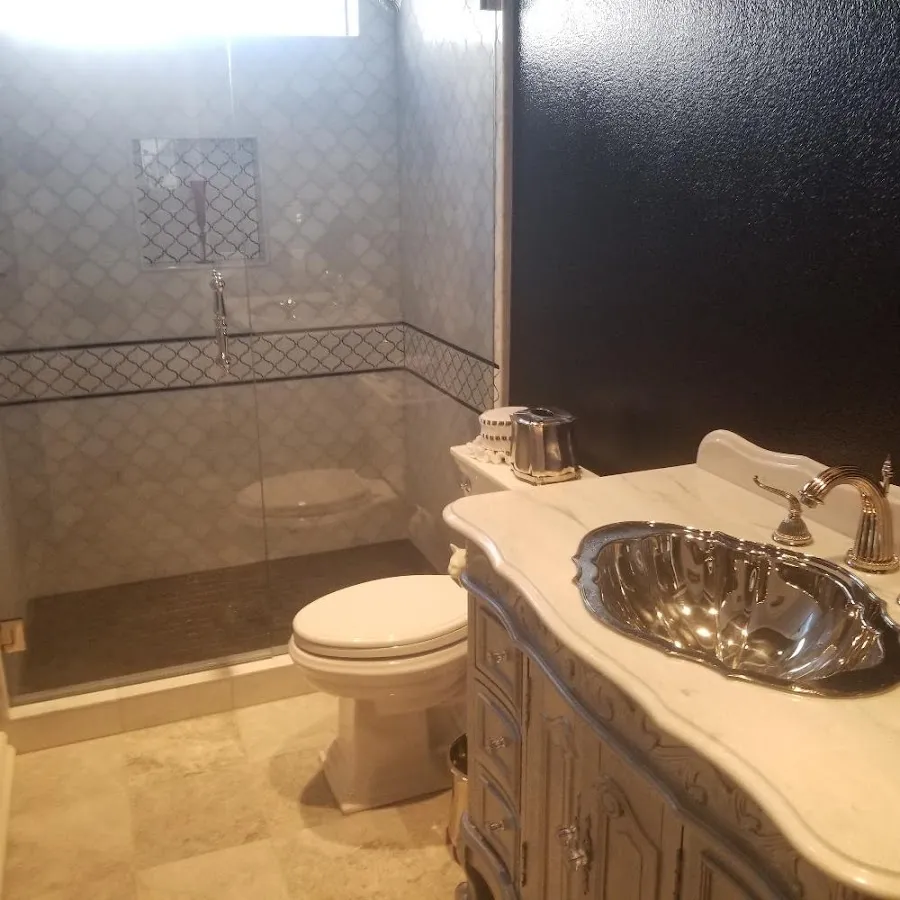Professional plumbing work and bathroom remodeling in Macomb